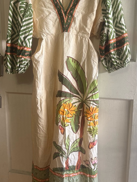 FARM Rio Dresses & Skirts - FARM Rio Cream Maxi Dress with Green and Yellow Botanical Print